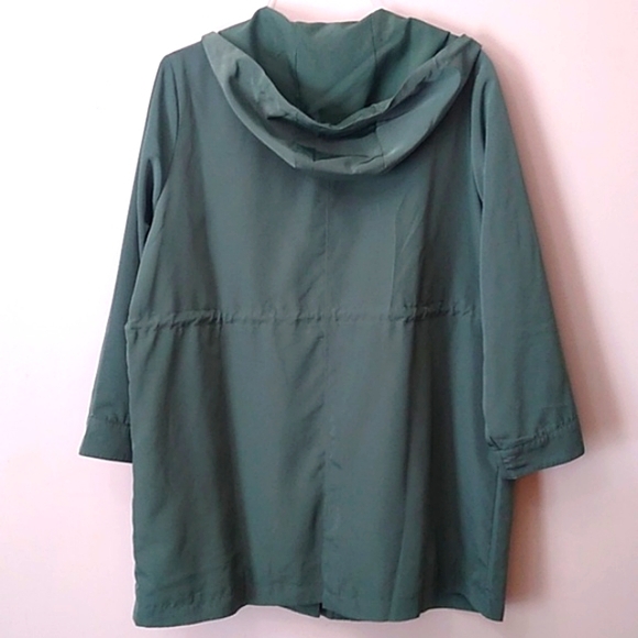 Susan Graver Water Resistant Anorak Jacket with Hood, Sage Leaf, 1XP - Picture 9 of 12